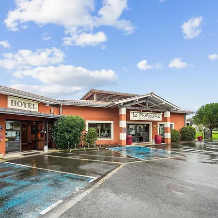 ホテル Hotel Restaurant Akena Bordeaux Sud - La Brede La Brede