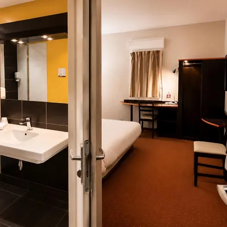 Hotel Restaurant Akena Bordeaux Sud - La Brede La Brede