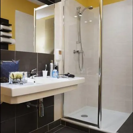 Hotel Restaurant Akena Bordeaux Sud - La Brede 호텔 La Brede