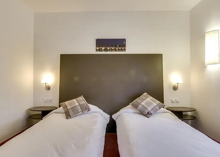 Restaurant Akena Hotel 3*