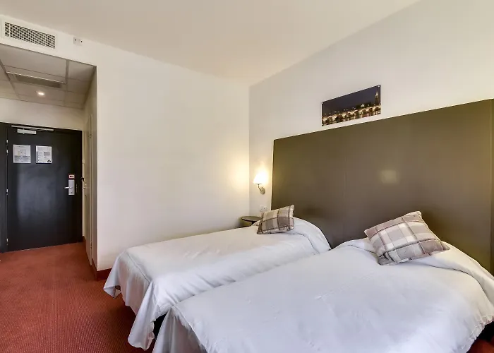 Restaurant Akena Hotel 3*