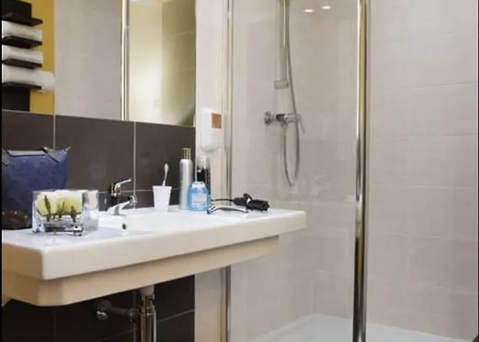 Restaurant Akena Hotel