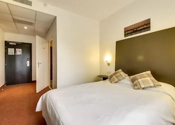 Hotel Restaurant Akena 3*