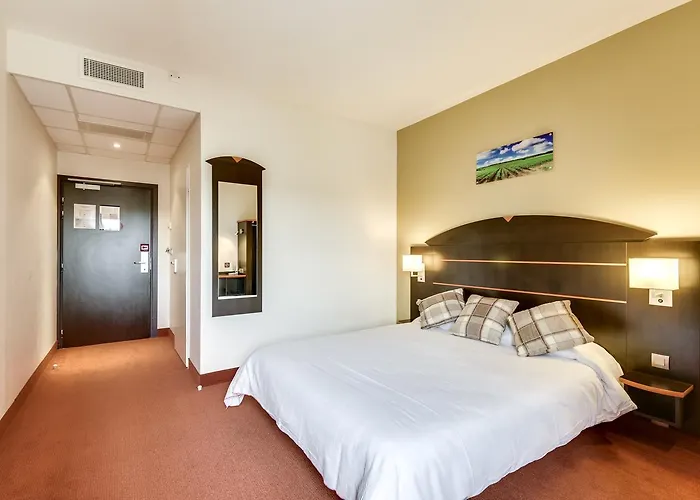 Restaurant Akena 3* 拉布雷德