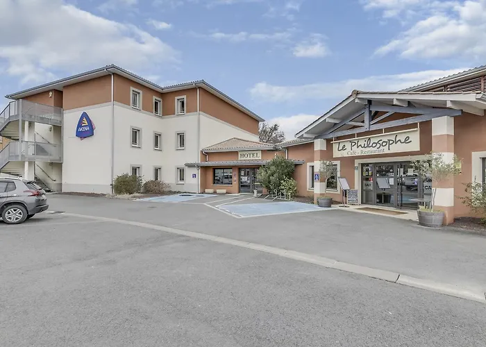 Hotel Restaurant Akena 3*